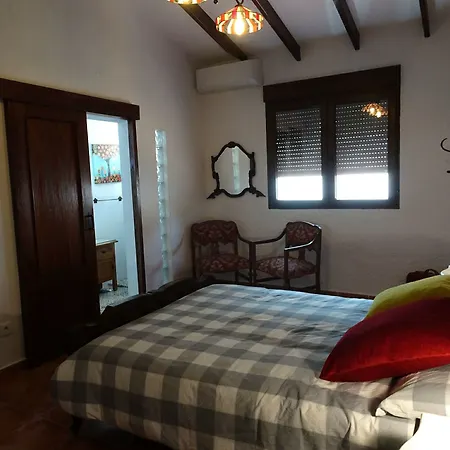 Mi Naranjo Mediterranean אוריהואלה